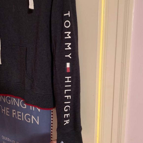 Tommy Jeans Hoodie - Picture 3 of 3